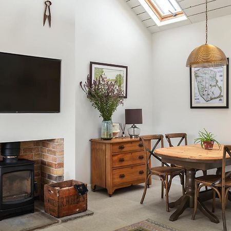 Linseed Barn- Stamford Holiday Cottages Kültér fotó